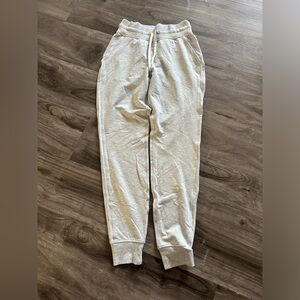Lululemon Women's Joggers
